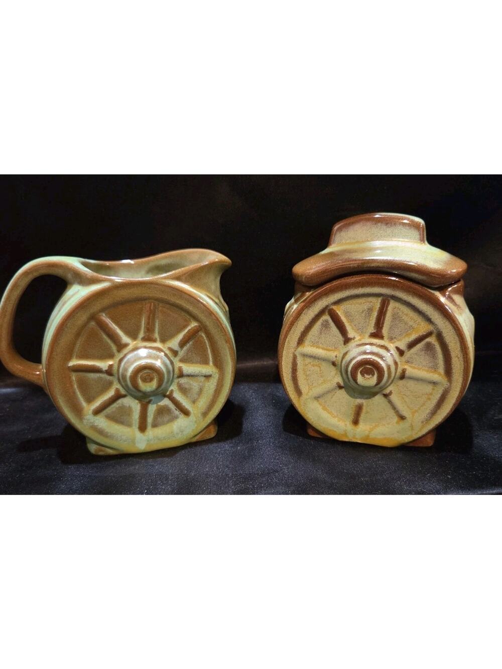 Frankoma Pottery Prairie Green Wagon Wheel Cream And Sugar Bowl Set